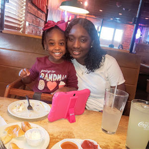 Meet your Posher, Lakesha